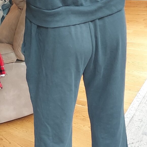 NWOT Venus jogger set - Picture 7 of 13